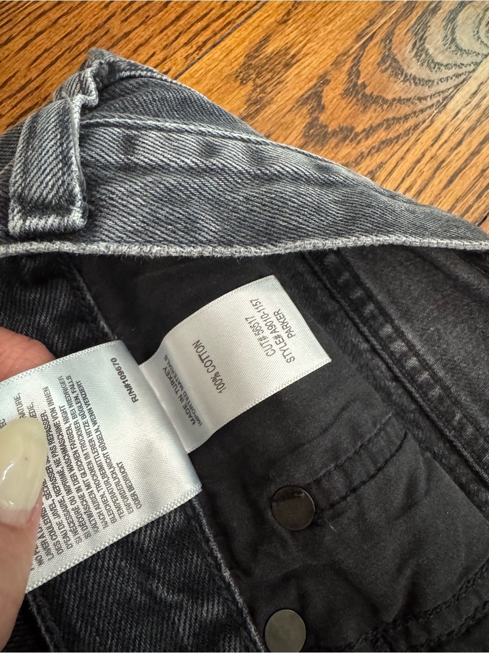 Black Denim Shorts AGOLDE - Picture 2 of 5